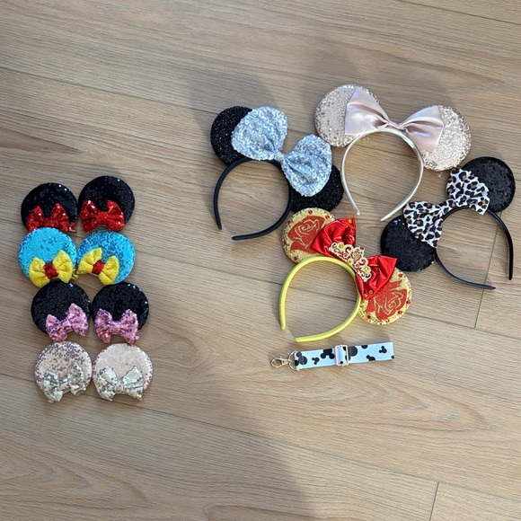 Minnie Ears - Picture 2 of 2